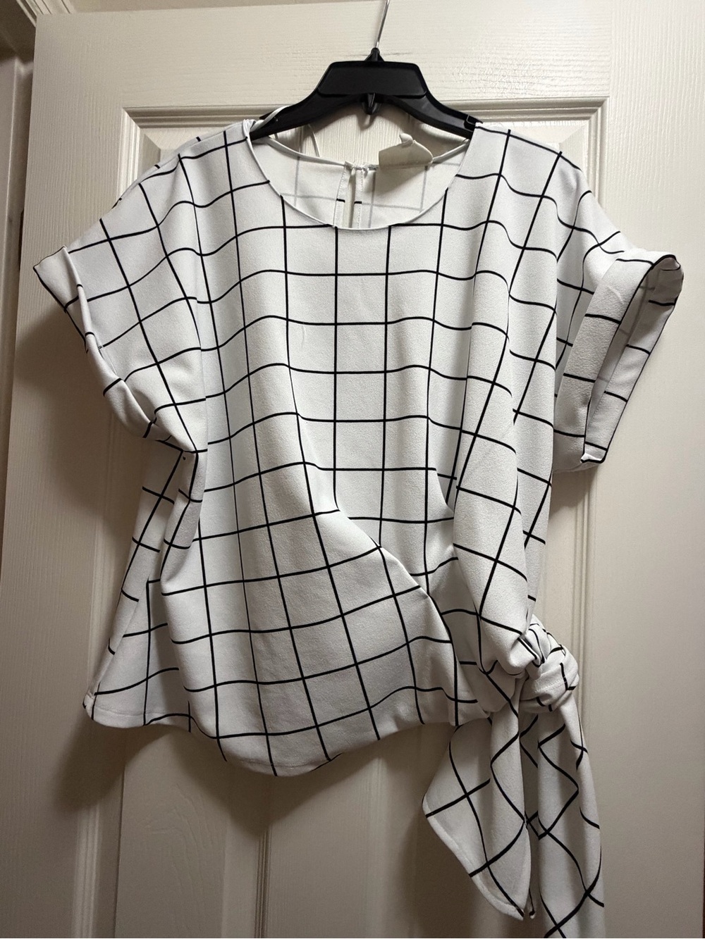 MELLODAY White Grid Side-Tie Blouse